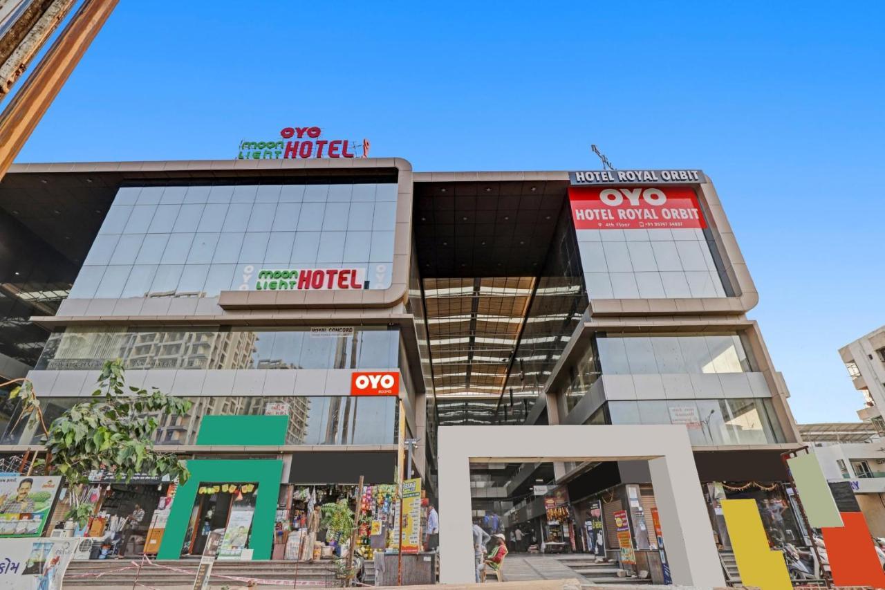 Hotel O Royal Orbit Surat Buitenkant foto
