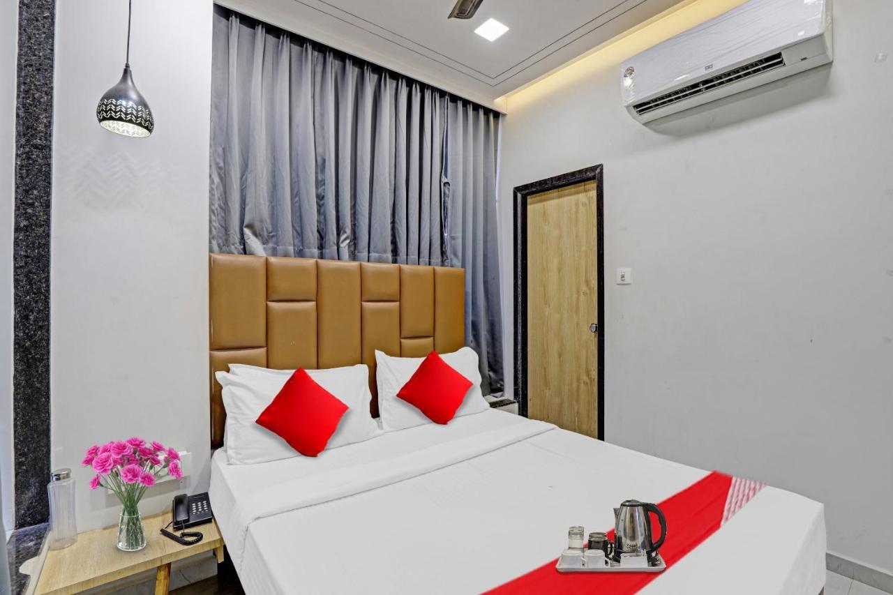 Hotel O Royal Orbit Surat Buitenkant foto
