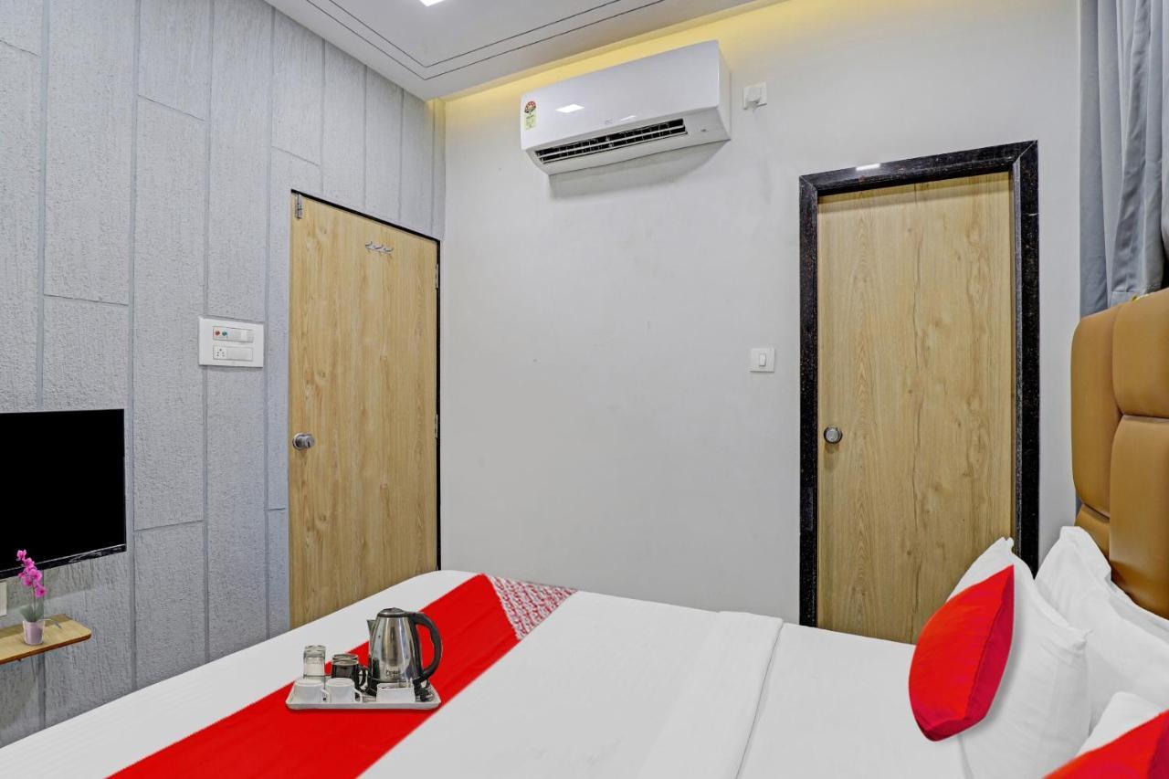 Hotel O Royal Orbit Surat Buitenkant foto